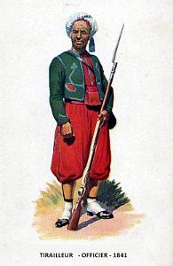 25- Alger - Casbah - Musee Franchet d'Esperey - Tirailleur - Officier - 1841